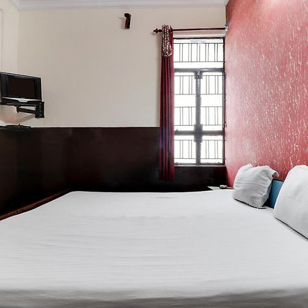 SPOT ON 40076 Hotel Sunny Bhairaun Ghāt Exterior foto