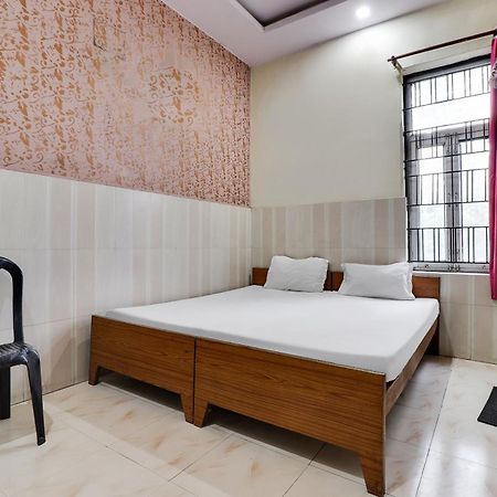 SPOT ON 40076 Hotel Sunny Bhairaun Ghāt Exterior foto