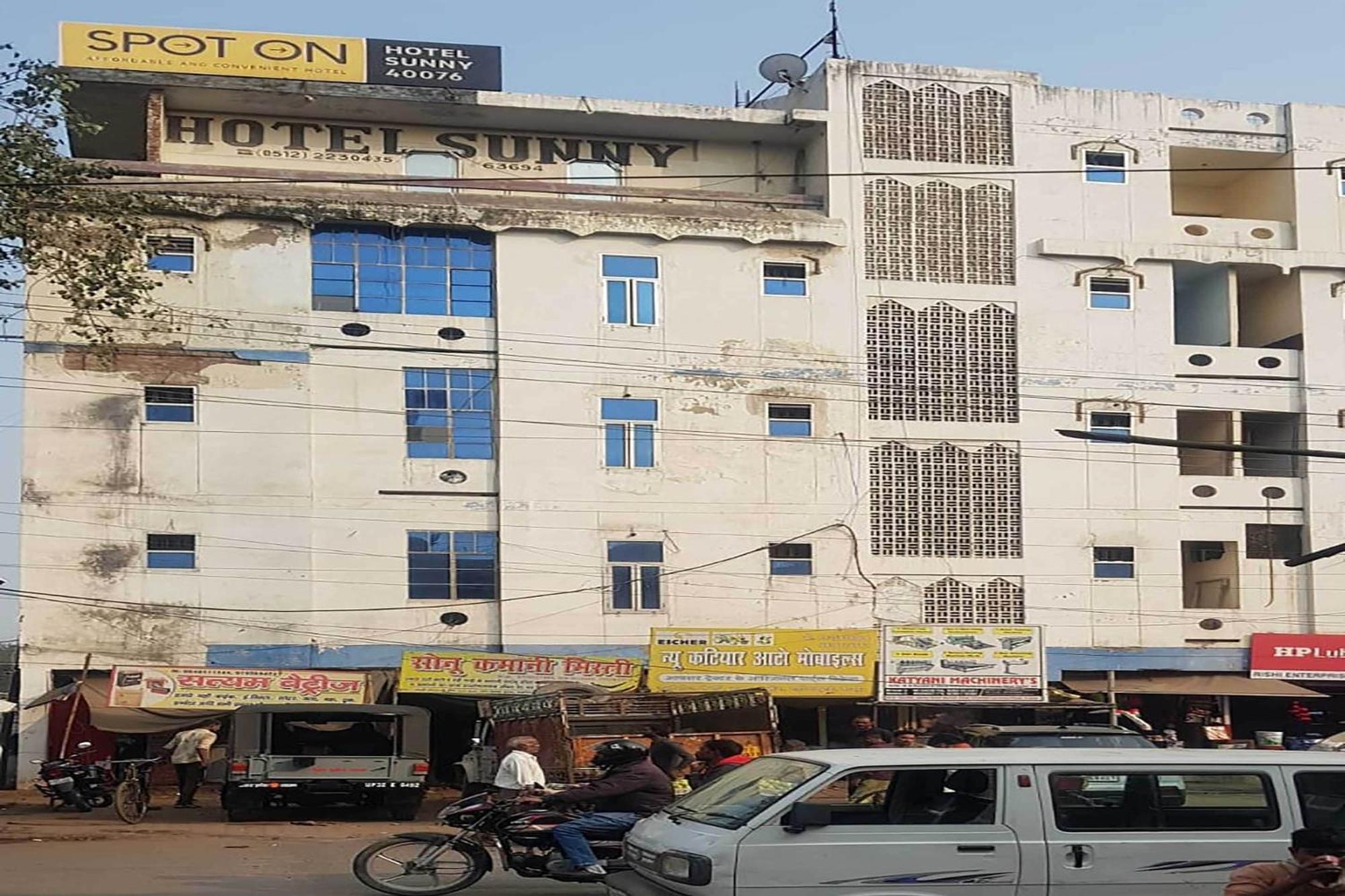 SPOT ON 40076 Hotel Sunny Bhairaun Ghāt Exterior foto